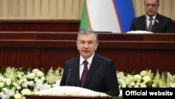 Freedom House ga ko‘ra, umumiyat-la Prezident Shavkat Mirziyoyev boshqaruvi avtoritarligicha qolmoqda. 