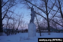 Владимир Ленин ескерткіші. Айдабол ауылы Ақмола облысы, 25 ақпан 2021 жыл.