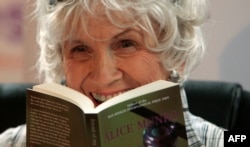 Alice Munro